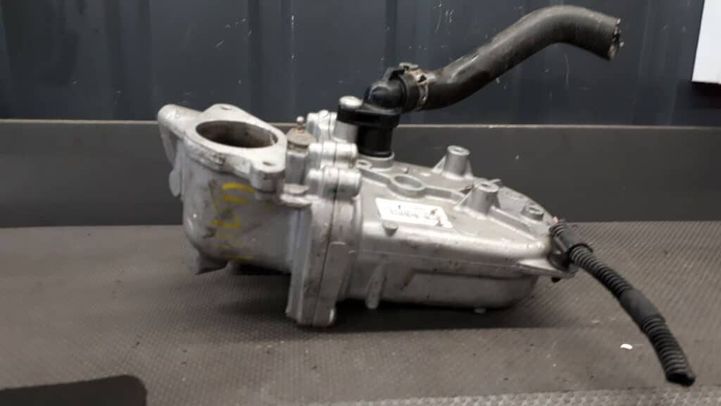 55230929 podstawa zaworu egr fiat panda 1.3 jtd