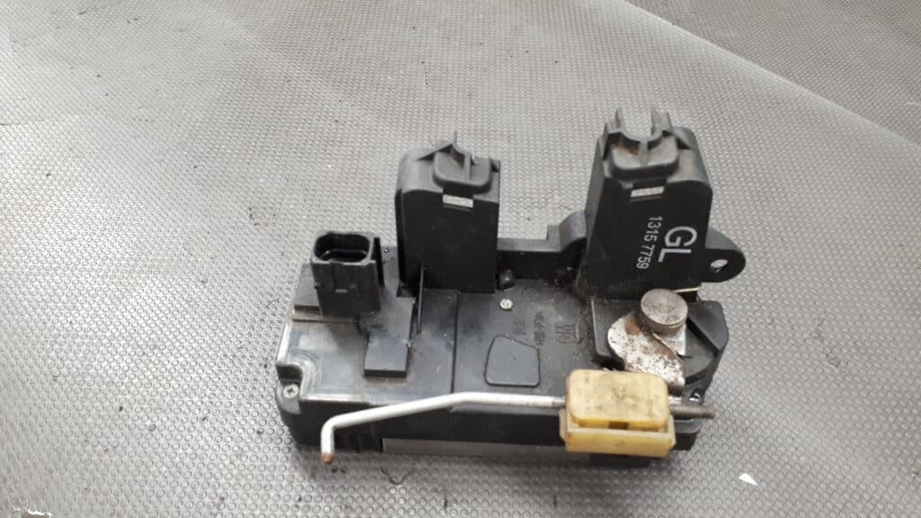 13157759GL zamek drzwi prawy tyl opel signum 5pin