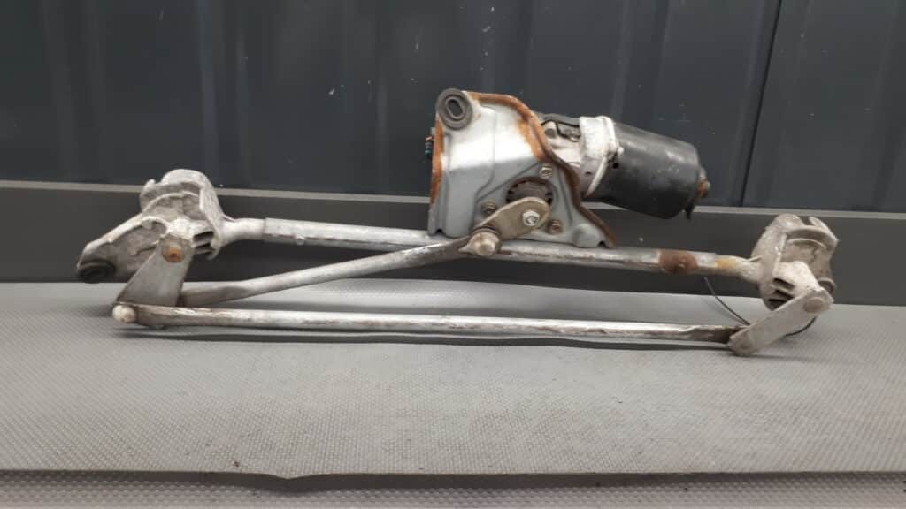 05288457AD mechanizm wycieraczek przod Chrysler Neon