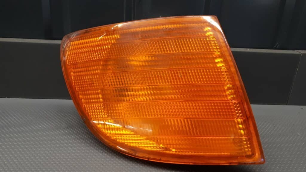 6388200121 kierunkowskaz prawy MERCEDES VITO W638