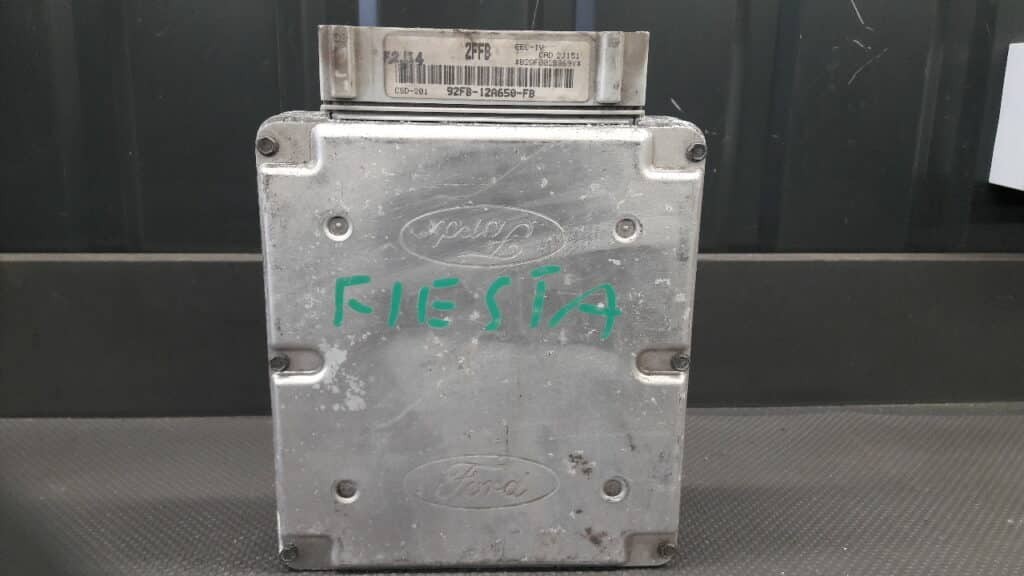 92FB-12A650-FB sterownik silnika Ford Fiesta MK3 1.1