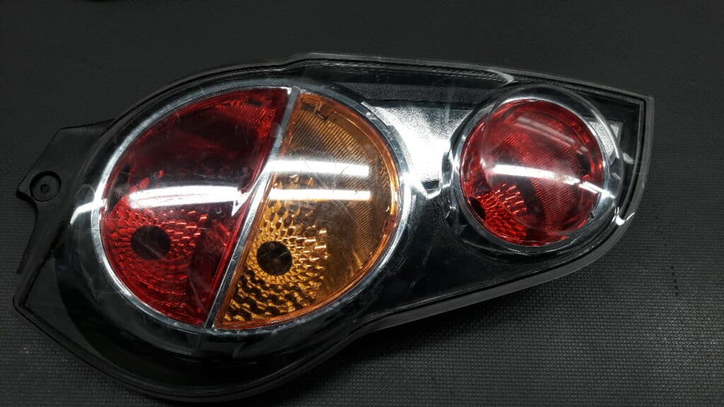 dh-m300-011 Lampa lewy tył CHEVROLET SPARK M300