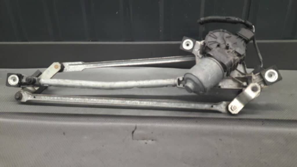 3397021018 mechanizm wycieraczek przod Ford Mondeo MK4 2.0 B