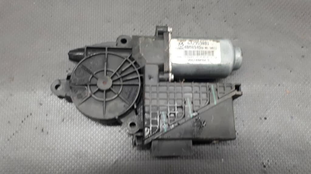 612959801 silniczek szyb VW BORA GOLF IV