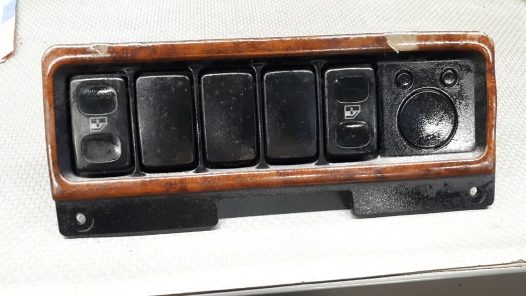 6K0857061 przełącznik szyby lusterek VW Polo