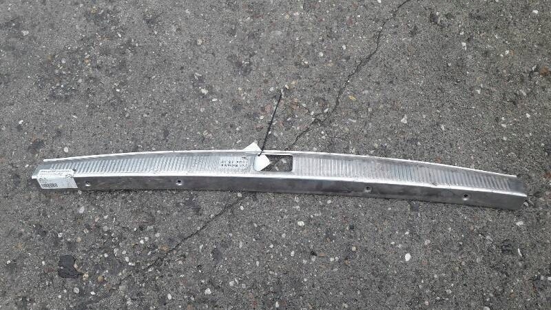 4B9864483A Listwa bagażnika chrom AUDI A6 C5 KOMBI