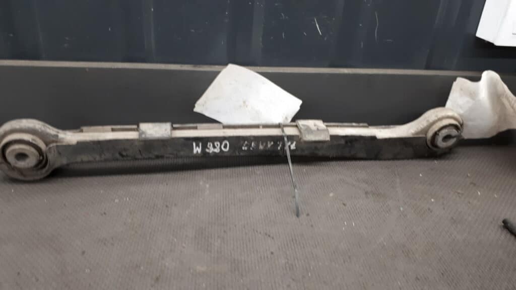 A2203520588 wahacz lewy tył mercedes w220
