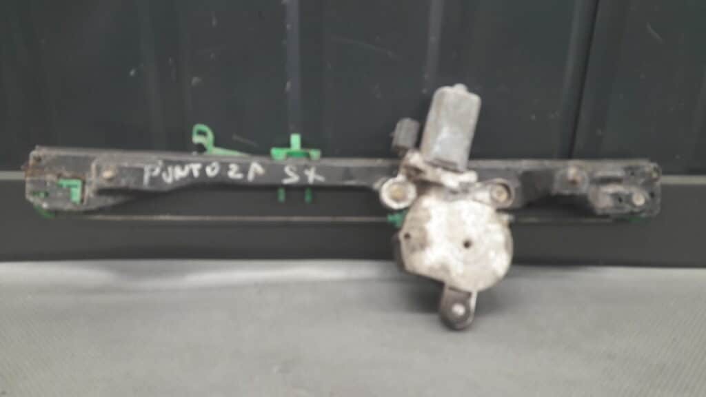 51764550 Mechanizm szyby lewy przód Fiat Punto II
