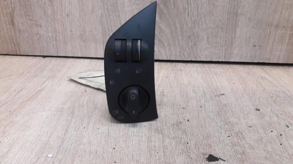 6K1941531B Przelacznik swiatel Seat Arosa