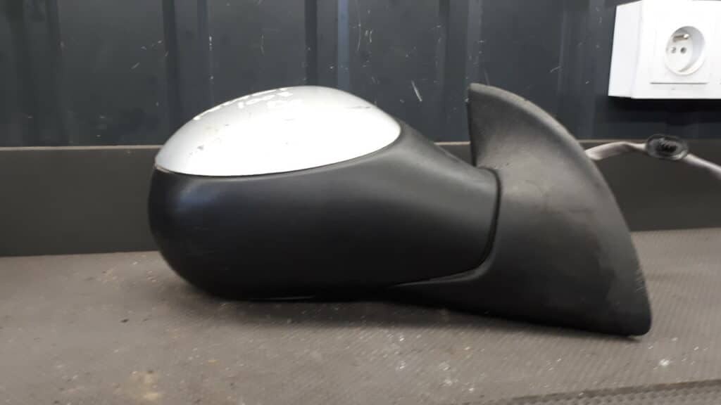 lusterko prawe peugeot 1007 7pin
