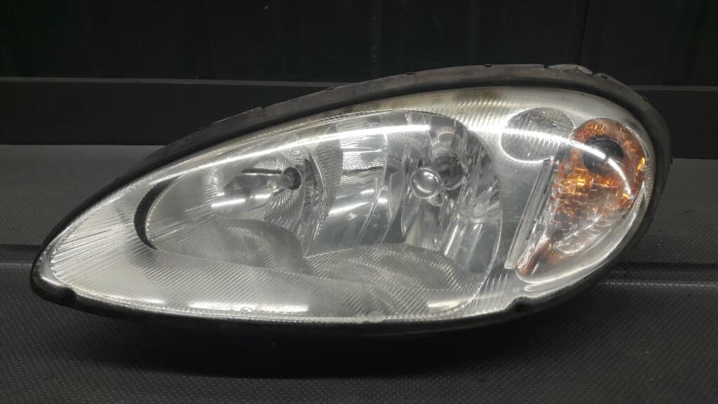reflektor lewy Chrysler Crusier