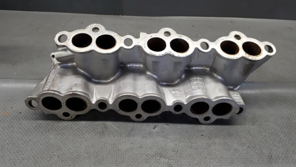 9630334280 kolektor ssący  CITROEN C5 3.0 v6