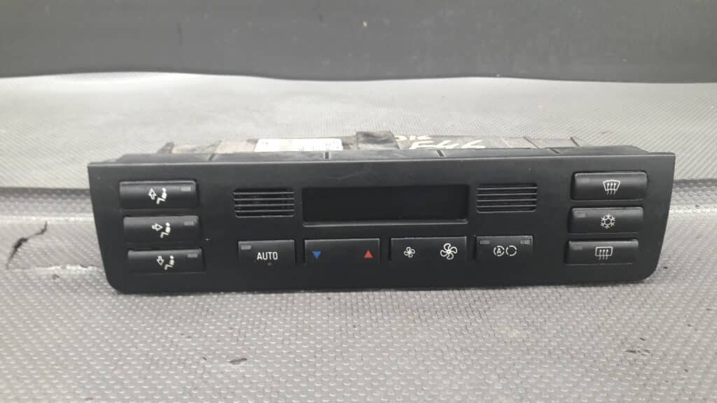 6902440 panel klimatyzacji BMW E46