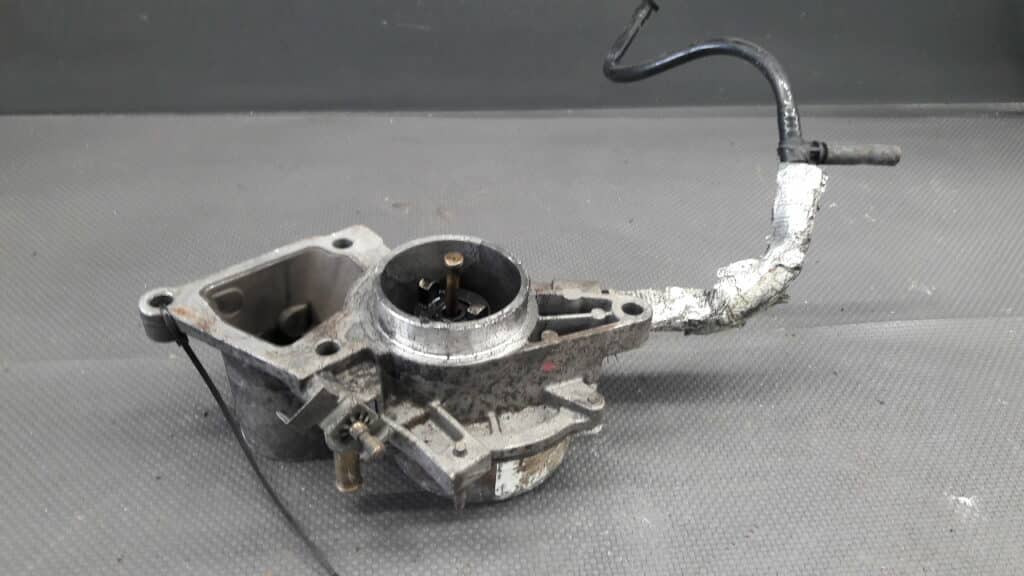 72245410C Pompa Vacum FORD MONDEO MK3 2.0 TDCI 04r