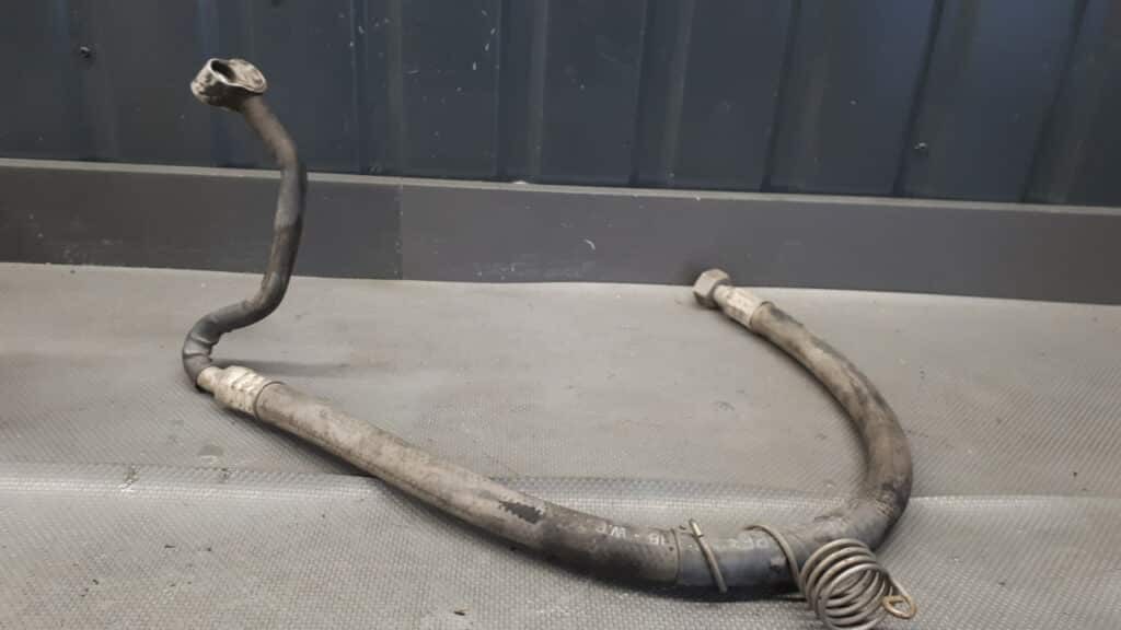 Przewód klimatyzacji VW Passat b6 97-00r 2.3 v5