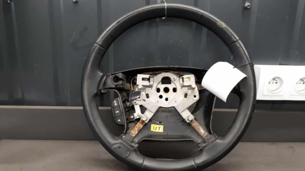 DW1116-15130 kierownica chevrolet tacuma 06r skora