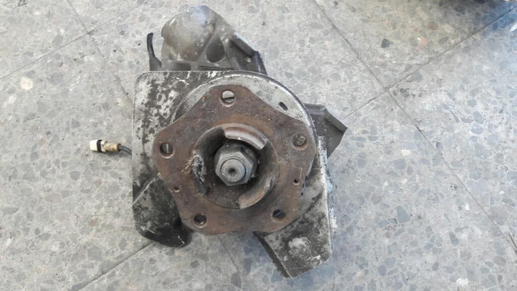 99634165713 Zwrotnica lewy przód Porsche Boxter 986