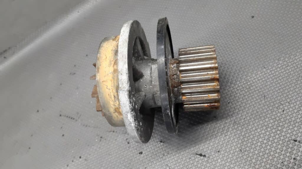 Pompa Wody 1.6 16V Lanos Rezzo Tacuma Nubira