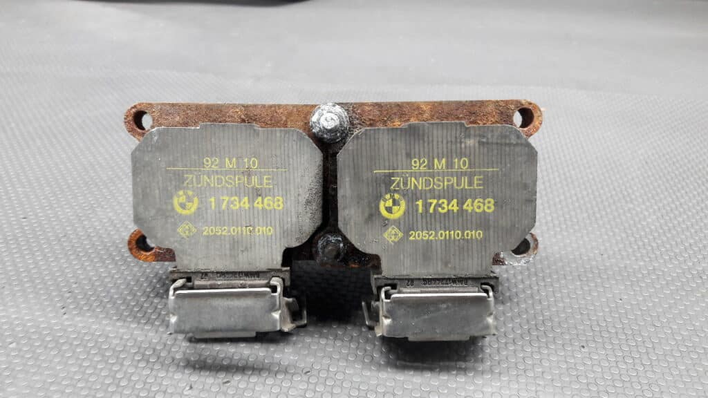 1734468 Cewki zaplonowe BMW E30 E36