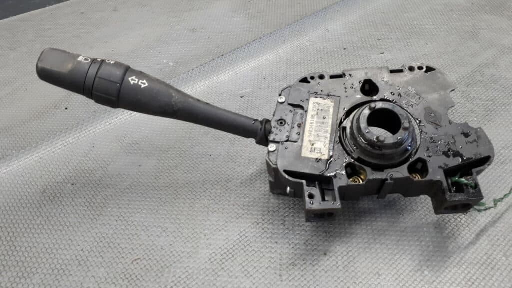 540346198 przełącznik świateł  Nissan Almera N16