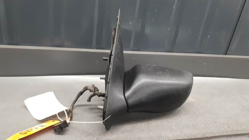 Lusterko lewe Mazda 121 7pin czarne