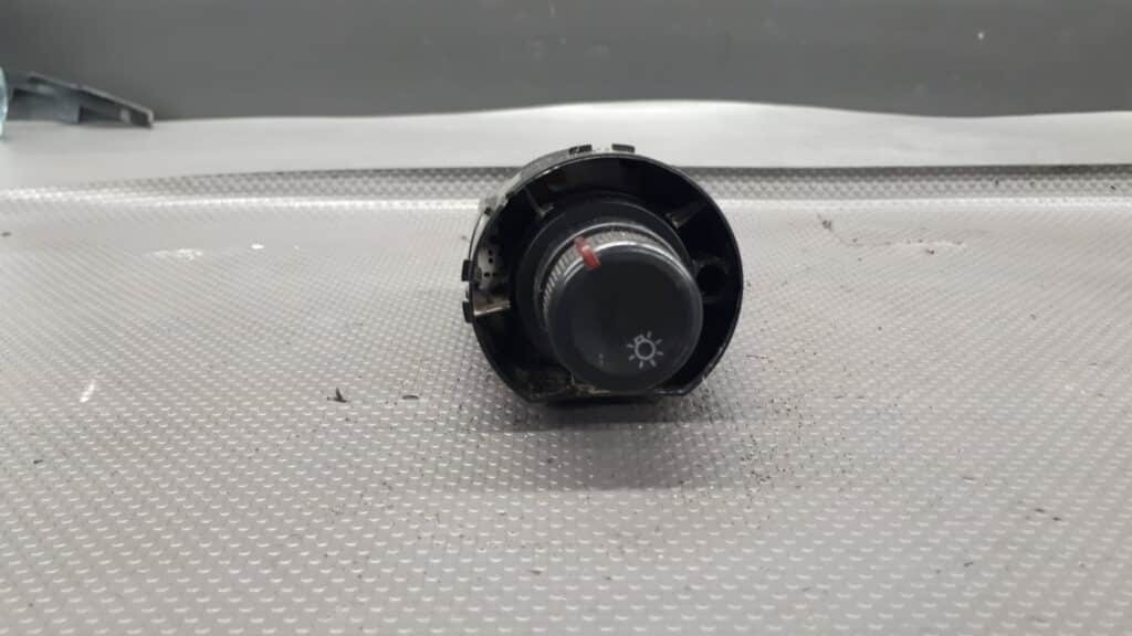 6L1941531AD przelacznik swiatel SEAT IBIZA III
