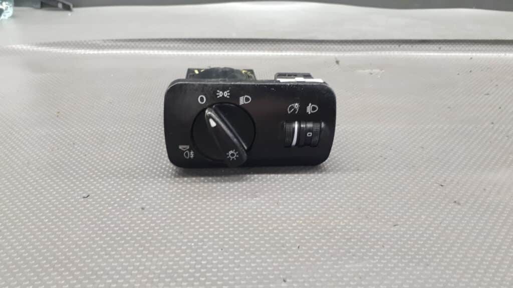 6K1941531AL przelacznik swiatel SEAT IBIZA II