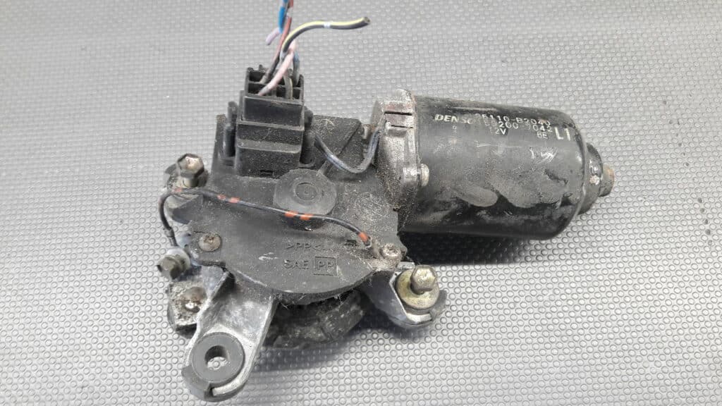 85110-B2040 Silniczek wycieraczek przód Daihatsu Cuore VI