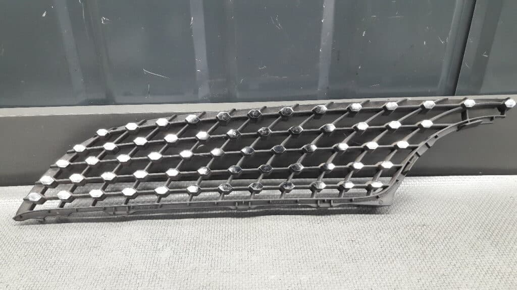A2058881460 kratka grill Mercedes W205