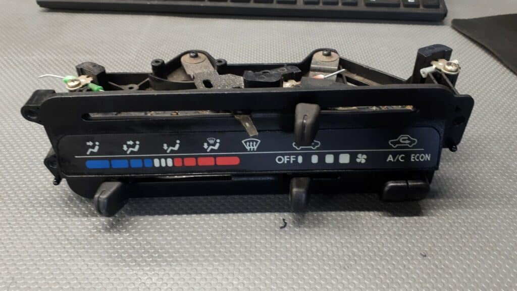 panel nawiewu DAIHATSU GRAN MOVE 1997
