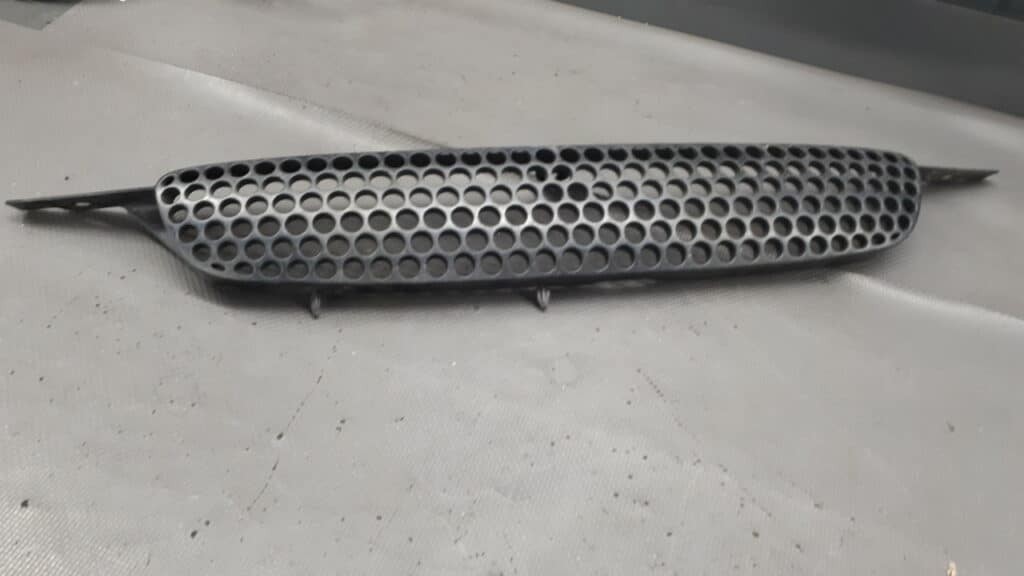 53111-1A300 Grill Atrapa TOYOTA COROLLA 97R