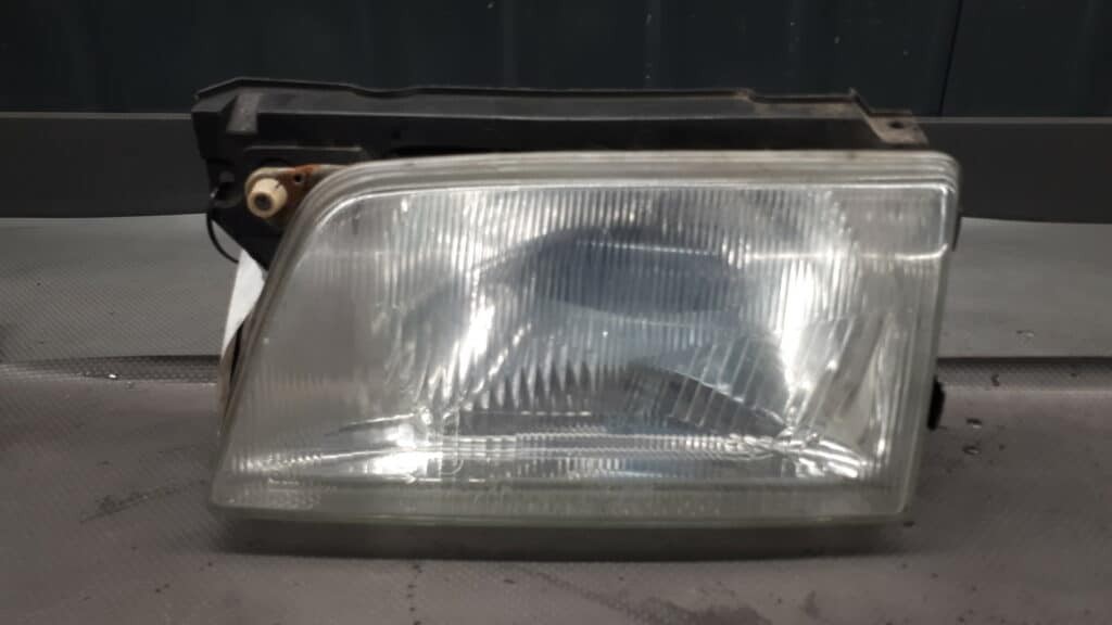 Reflektor lewy Opel Kadet E