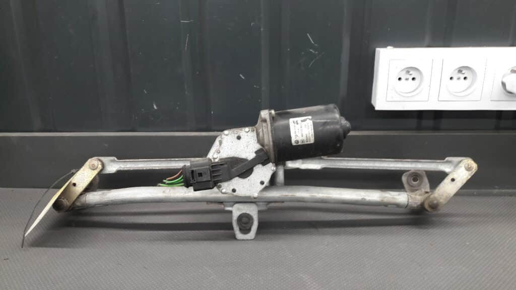 1J0955325A Mechanizm wycieraczki prawy przód Seat Leon I