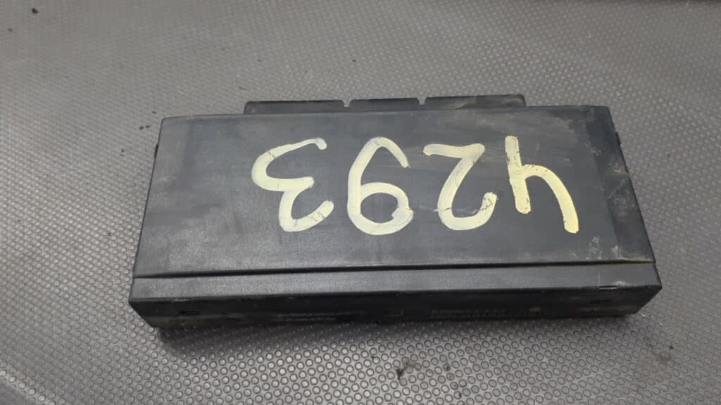 8356017 moduł komfortu bmw e32