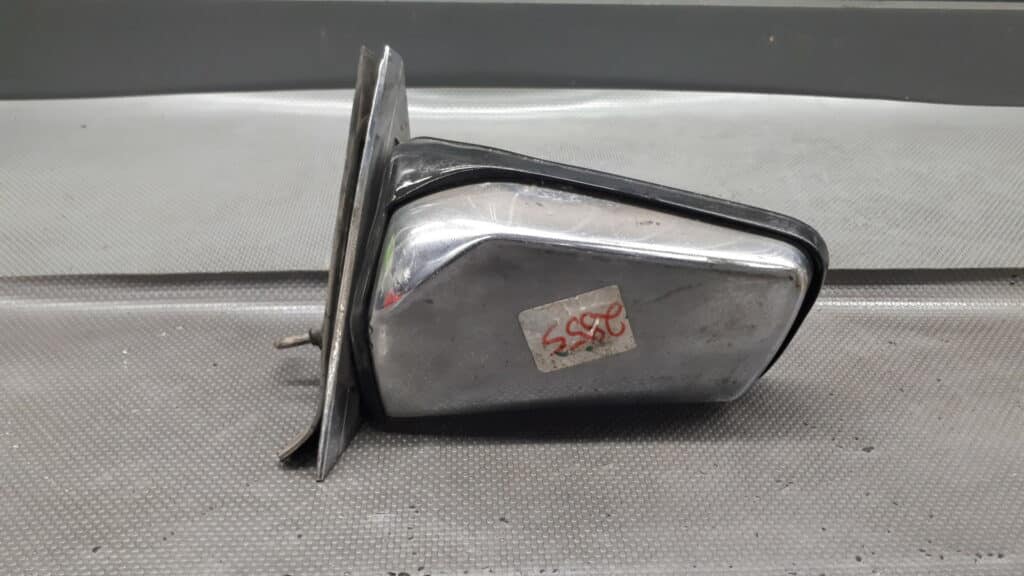 Lusterko lewe Mercedes W123 MANUALNE CHROM USZKO