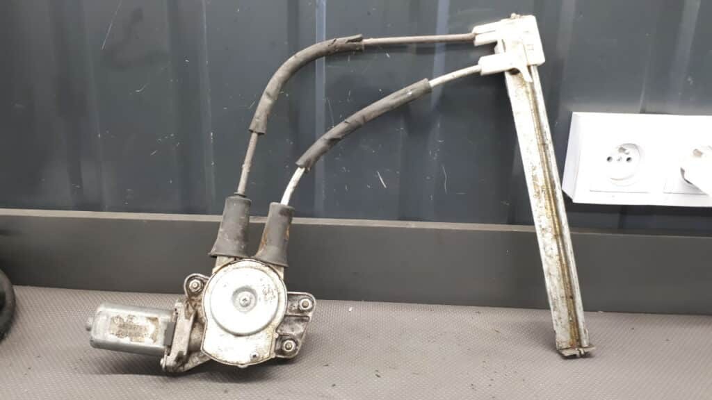 Mechanizm Szyby Tyl Lewy ALFA ROMEO 147