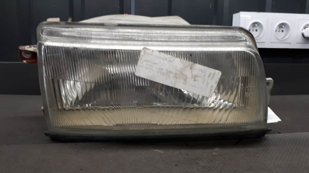 110-51259 reflektor prawy daihatsu charade 1.0ti