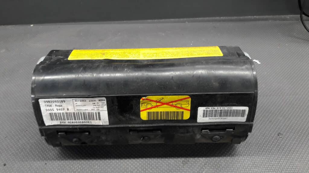 3982093189 Poduszka pasażera BMW 3 E36