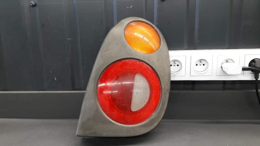 Lampa lewy tył Renault Megane I coupe