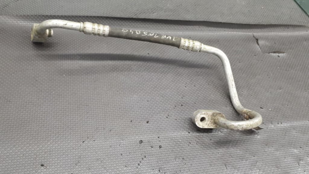 JUE105040 Przewod klimatyzacji Rover 400 2.0di