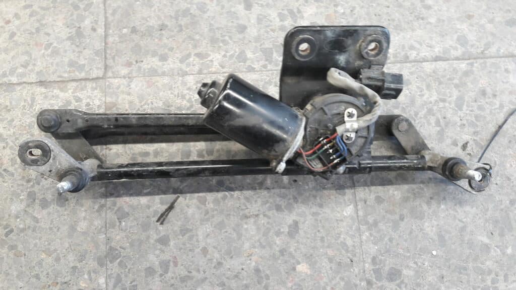 Mechanizm wycieraczek Hyundai Matrix 5pin