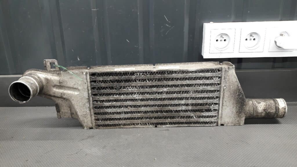 24427069 Intercooler Opel Combo C 1,7 DTI