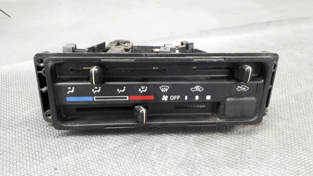 7442181A00 panel nawiewu  Suzuki Alto IV