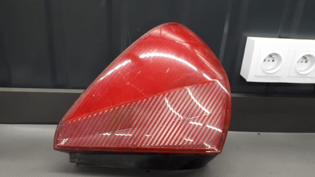 lampa lewy tyl Lancia Lybra