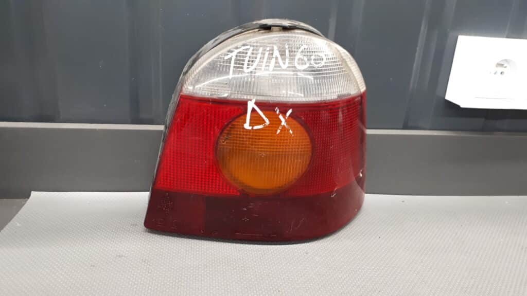 lampa prawy tyl Renault Tuingo I