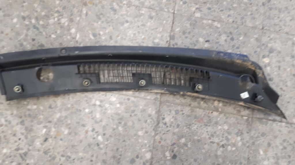 0K55250741 podszybie lewe Kia Carnival I