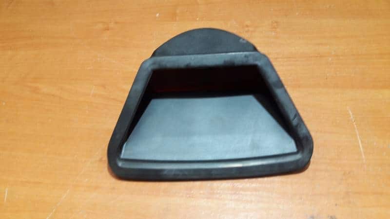8352788 Trzecie swiatlo stop BMW E38