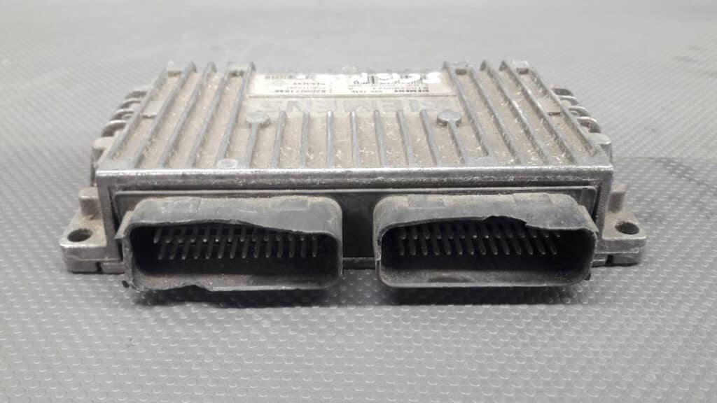 S105280024A komputer RENAULT SCENIC 1.6