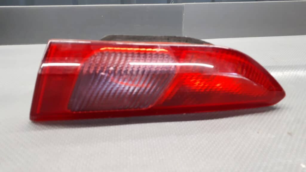 60620138 Lampa prawy tyl wklape Alfa Romeo 156