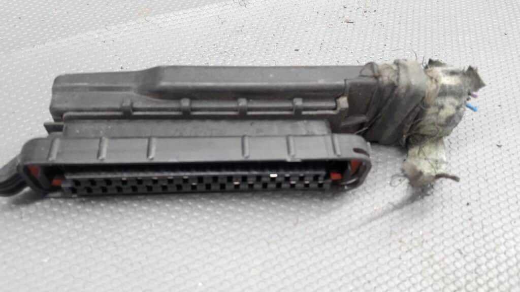 46480662 Wtyczka komputera FIAT PUNTO I 1.1